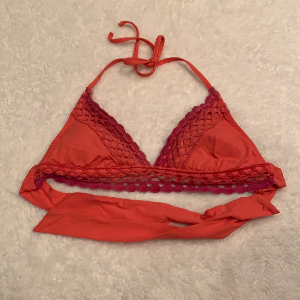 Crochet detail bikini top